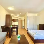 Bratanov Garden Of Eden Lägenhet