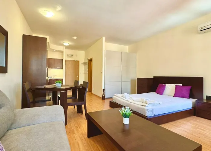 Bratanov Garden Of Eden Sveti Vlas