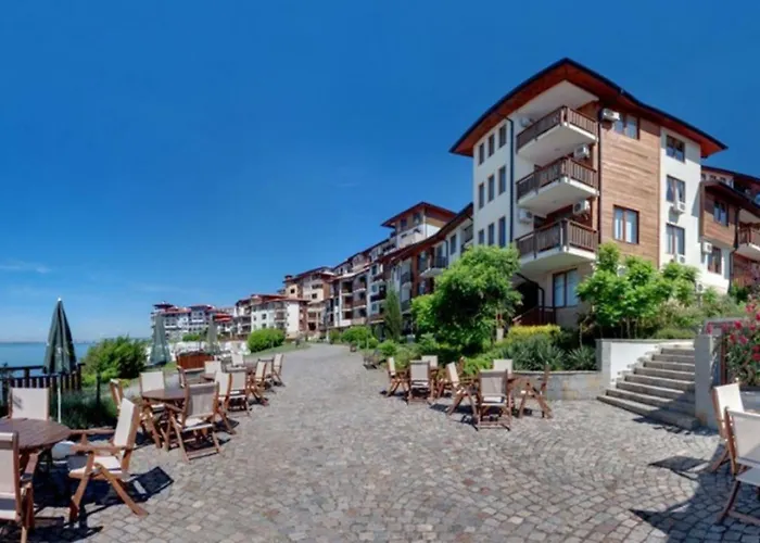 Lejlighed Bratanov Garden Of Eden *