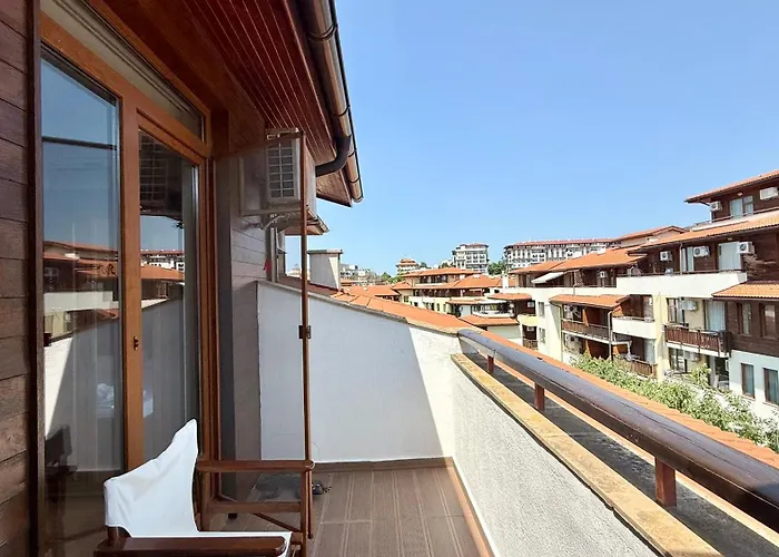 Bratanov Garden Of Eden * Sveti Vlas